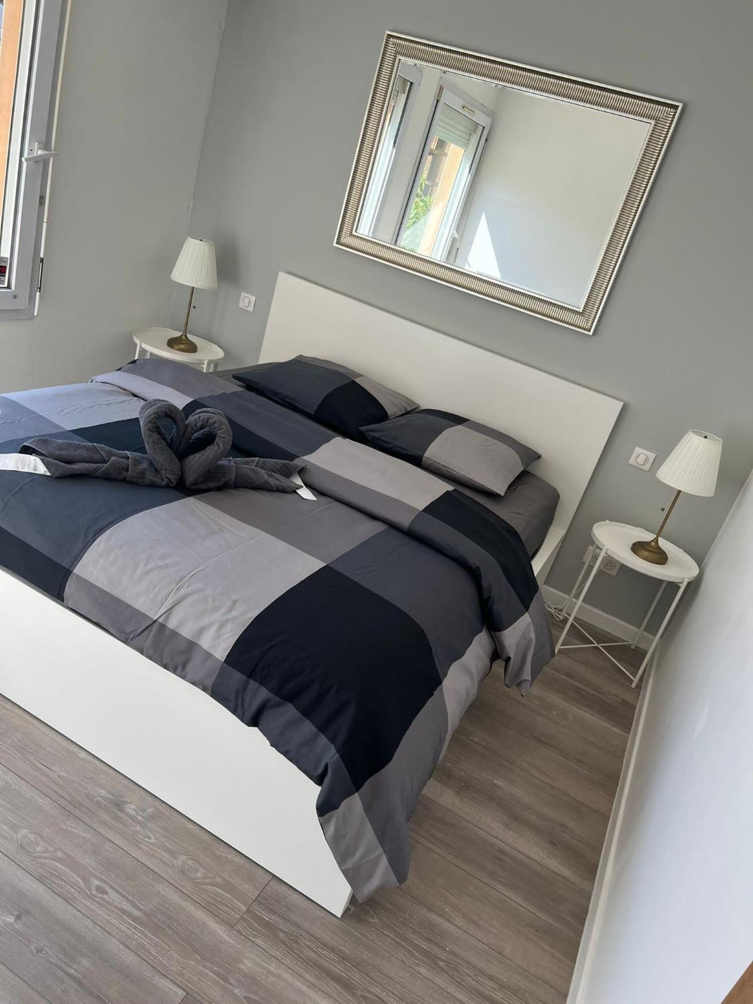 App 1 Mulhouse Centre , 6 Personnes Apartment Exterior photo